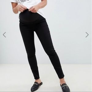 New Look Maternity Jeggings Black - New w/o Tags